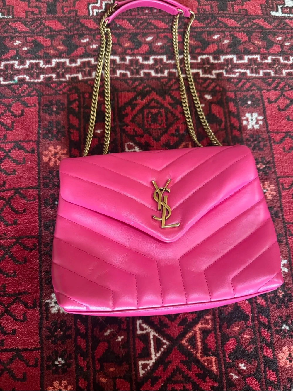 Saint Laurent Small Loulou Leather Shoulder Bag - Picture 4 of 9